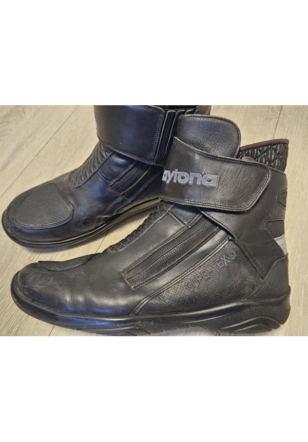 Мотоботи DAYTONA ARROW SPORT GTX p.45 50євро