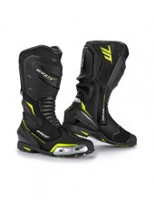 Мотоботи, чоботи та шкарпетки