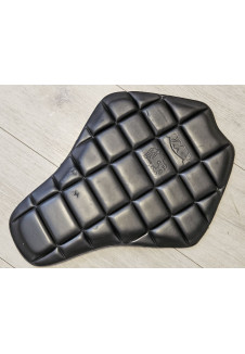 Захист спини Knoxx в куртку 20євро Захист спини Knoxx в куртку 20євро